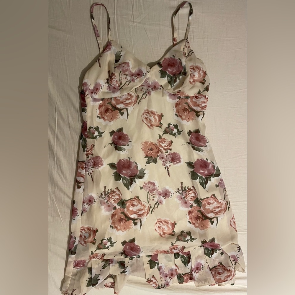 Lulus floral mini dress. Size small